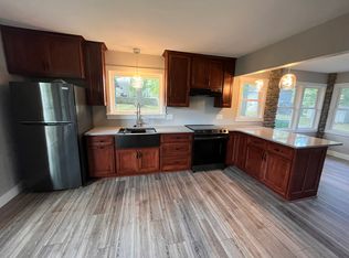 936 N Crown Hill Rd, Orrville, OH 44667