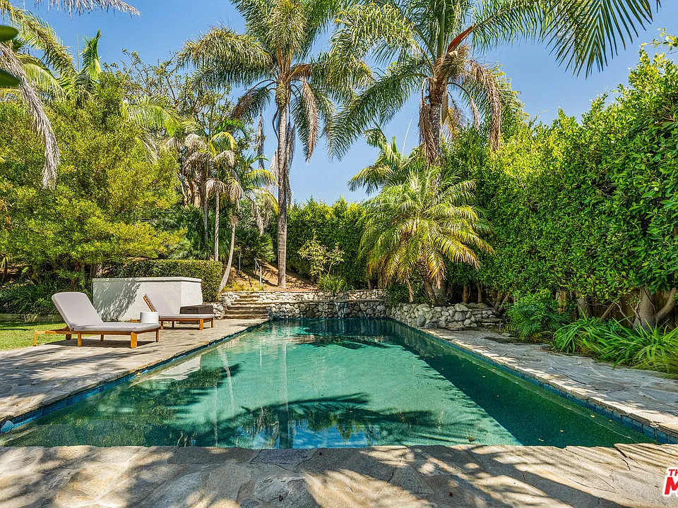 3614 Malibu Country Dr