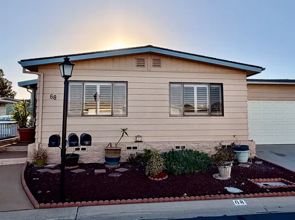 68 Poinsettia Gardens Dr #68, Ventura, CA 93004