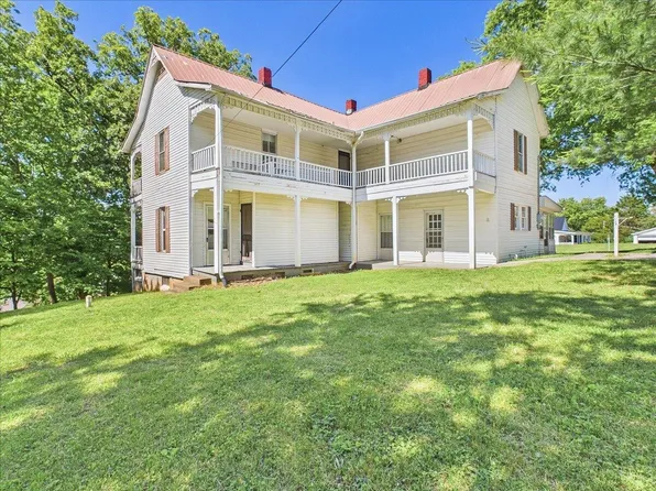 111 Bryan Hill Dr, Tellico Plains, TN 37385