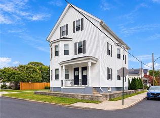 33-35 Governor St, Cranston, RI 02920