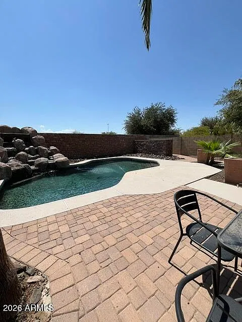 3 bed, 2.0 bath, 1567 sqft, $2,550 — Photo 2