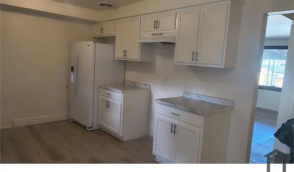 534 N Brockway Ave — Photo 3