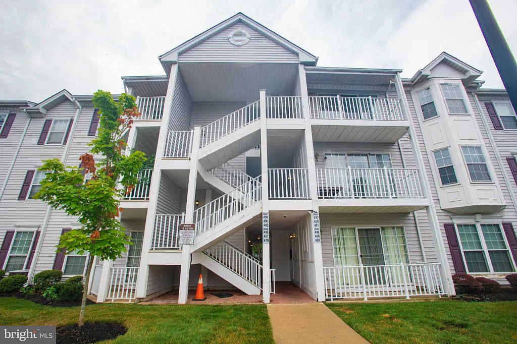 488 Witney Ct photo 1