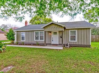 909 Wagner St, Port Neches, TX 77651