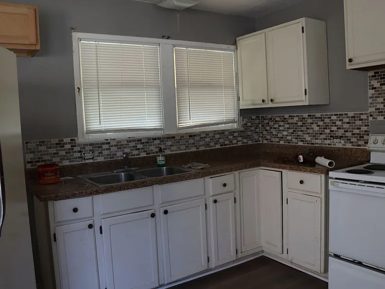 203 Brooks Ave — Photo 11
