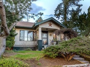 6959 NE Stanton St, Portland, OR 97213