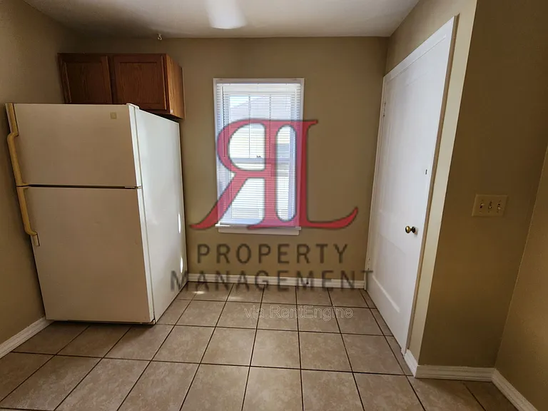 416 S Weyant Ave — Photo 11