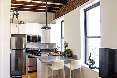 Rented by Nolita Group