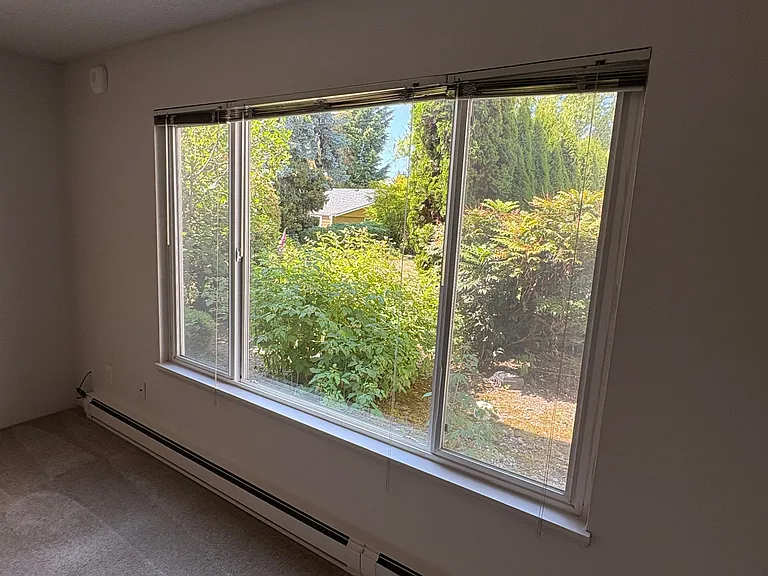 133 SW Normandy Rd #9 — Photo 2