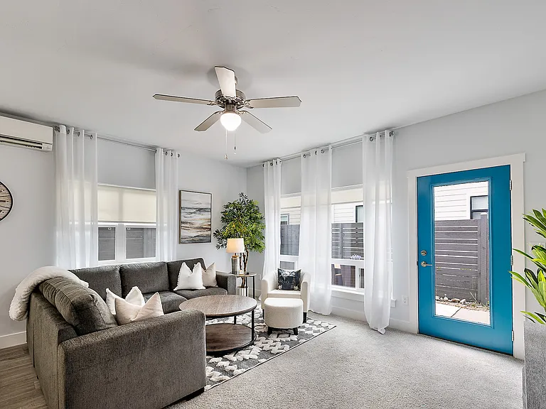 3317 N Ladalia Dr — Photo 4