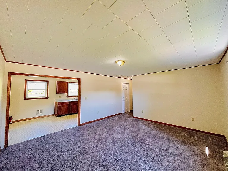 72 Heineberg Dr #100 — Photo 10