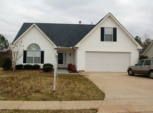 199 Calico Loop, Grantville, GA 30220