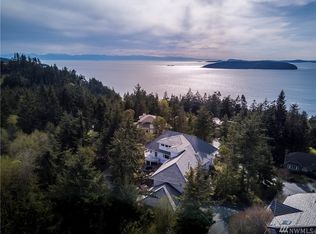 11665 Pointe Pl, Anacortes, WA 98221