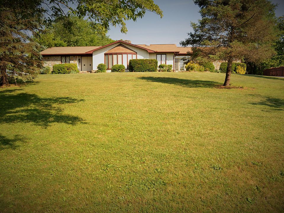 1st image of 5015 NE Tazewell Pike