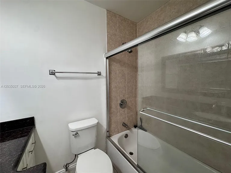 1801 NE 25th Ave #3 — Photo 10