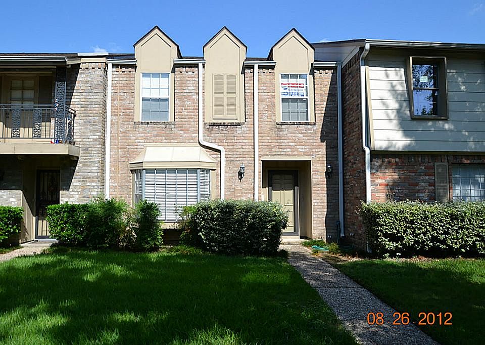 1st image of 1330 Country Place Dr