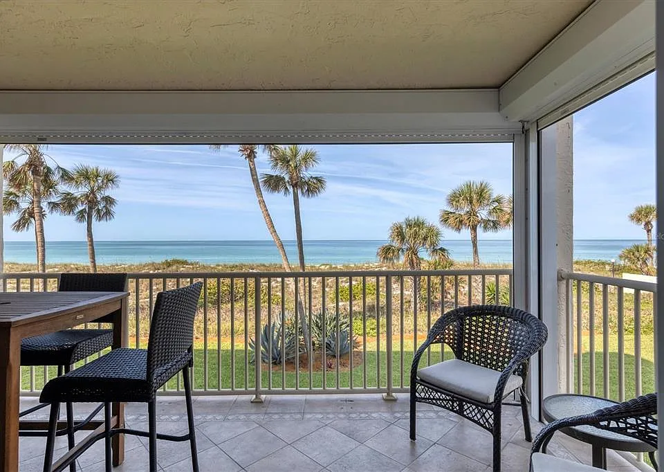 4325 Gulf Of Mexico Dr #208