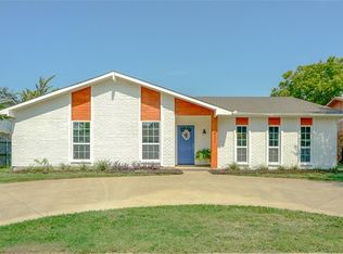 432 Woodway Dr, Coppell, TX 75019