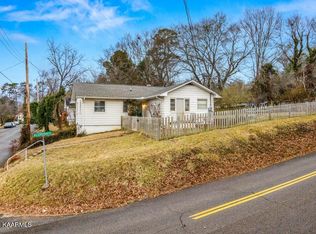 100 W Farragut Rd, Oak Ridge, TN 37830