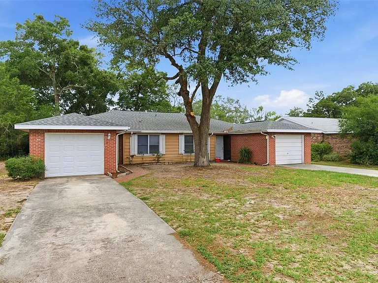 8124 Omaha Cir — Photo 3