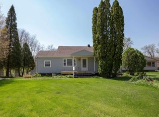 14140 113th Ave, Davenport, IA 52804