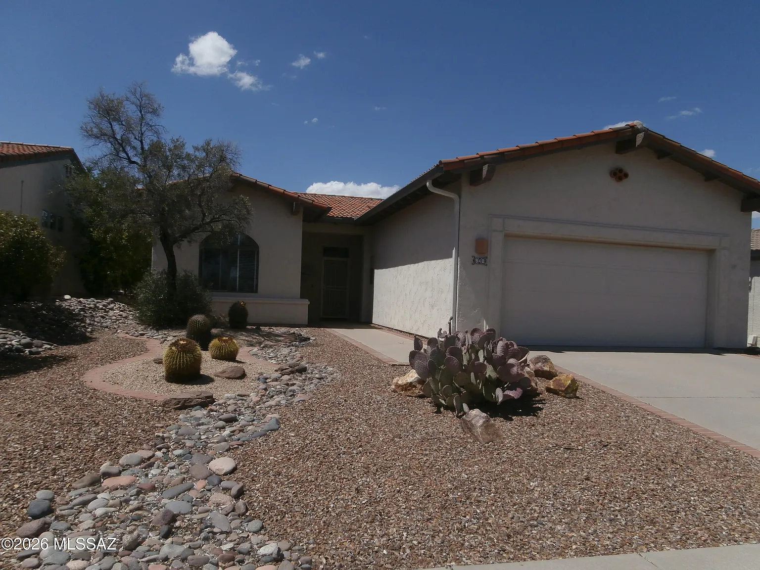2 bed, 2.0 bath, 1269 sqft, $1,600 — Photo 3