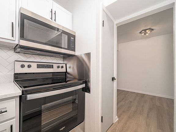 4th image of 9019 Chesapeake Blvd Unit C02