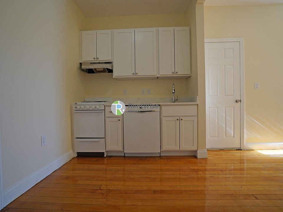 1st image of 1216 Commonwealth Ave Ste 2