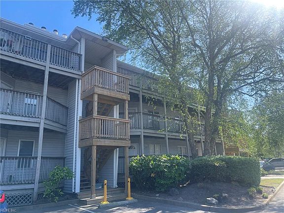 2nd image of 3127 Tidal Bay Ln #104