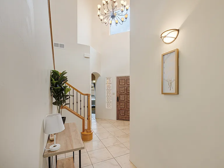 8860 Desert Fox Way NE — Photo 9