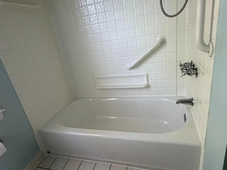 831 Bosley Ave — Photo 9