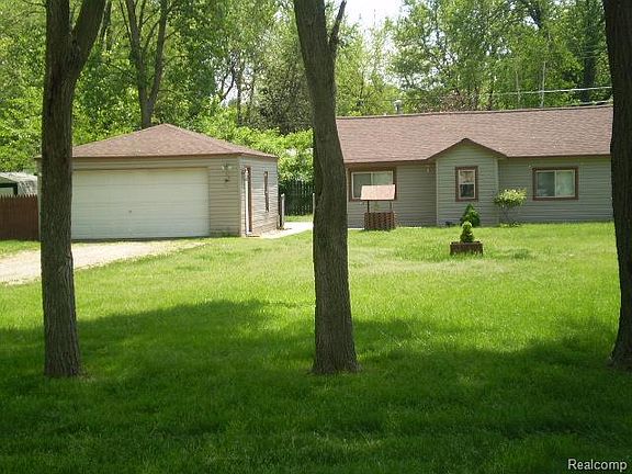 2nd image of 6251 Monrovia Dr