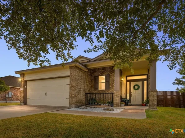 1702 Paint Brush Dr, Lockhart, TX 78644
