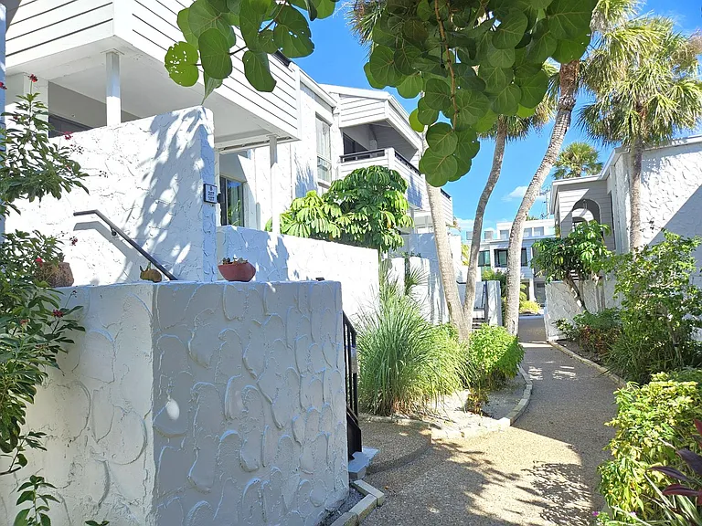 1555 Tarpon Center Dr #107 — Photo 5