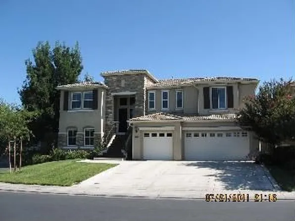 6169 Riverbank Cir, Stockton, CA 95219