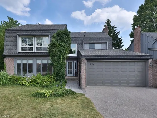 1676 Wembury Rd, Mississauga, ON L5J 4G3