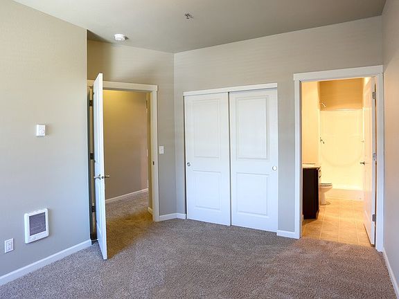 4th image of 300 Boulder Falls Dr #215