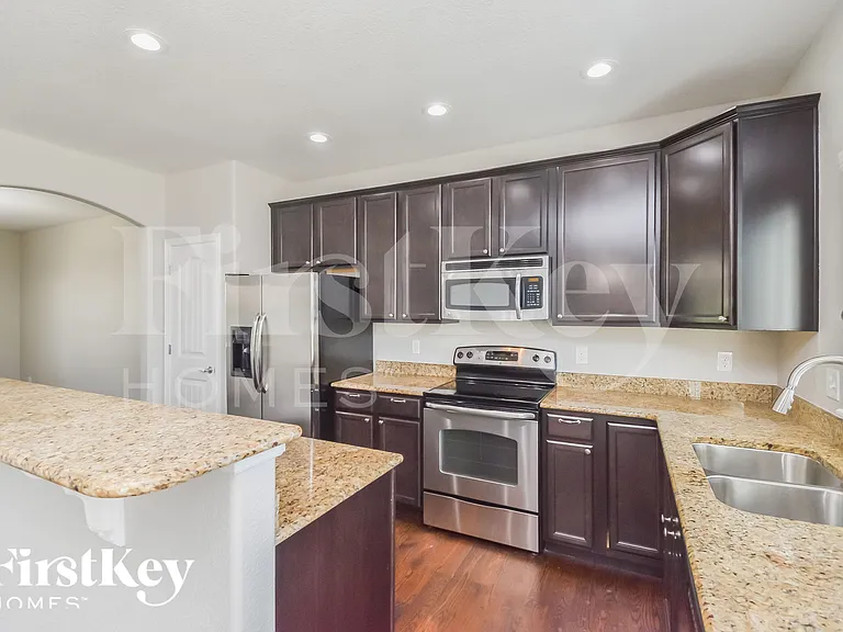 7495 Araia Dr — Photo 6