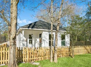 710 N Monroe St, Covington, LA 70433