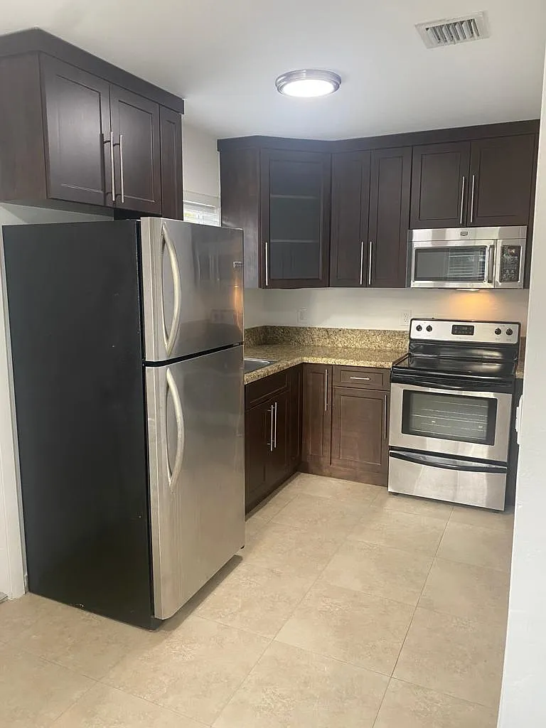 1 bed, 750 sqft, $2,300 — Photo 1