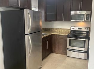 6949 SW 83rd Pl, Miami, FL 33143