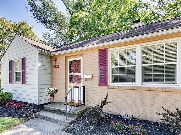 3rd image of 369 Kenbrook Dr