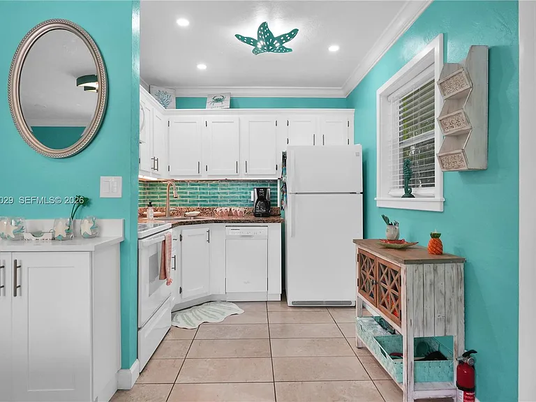 619 SW 13th Ave #1 — Photo 3