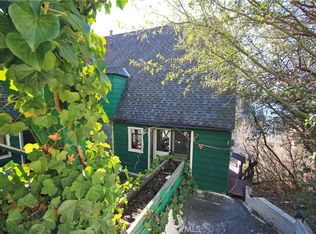 28712 Palisades Dr, Lake Arrowhead, CA 92352