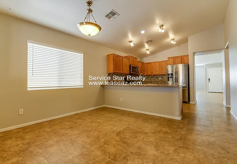 11560 W Cheryl Dr — Photo 11