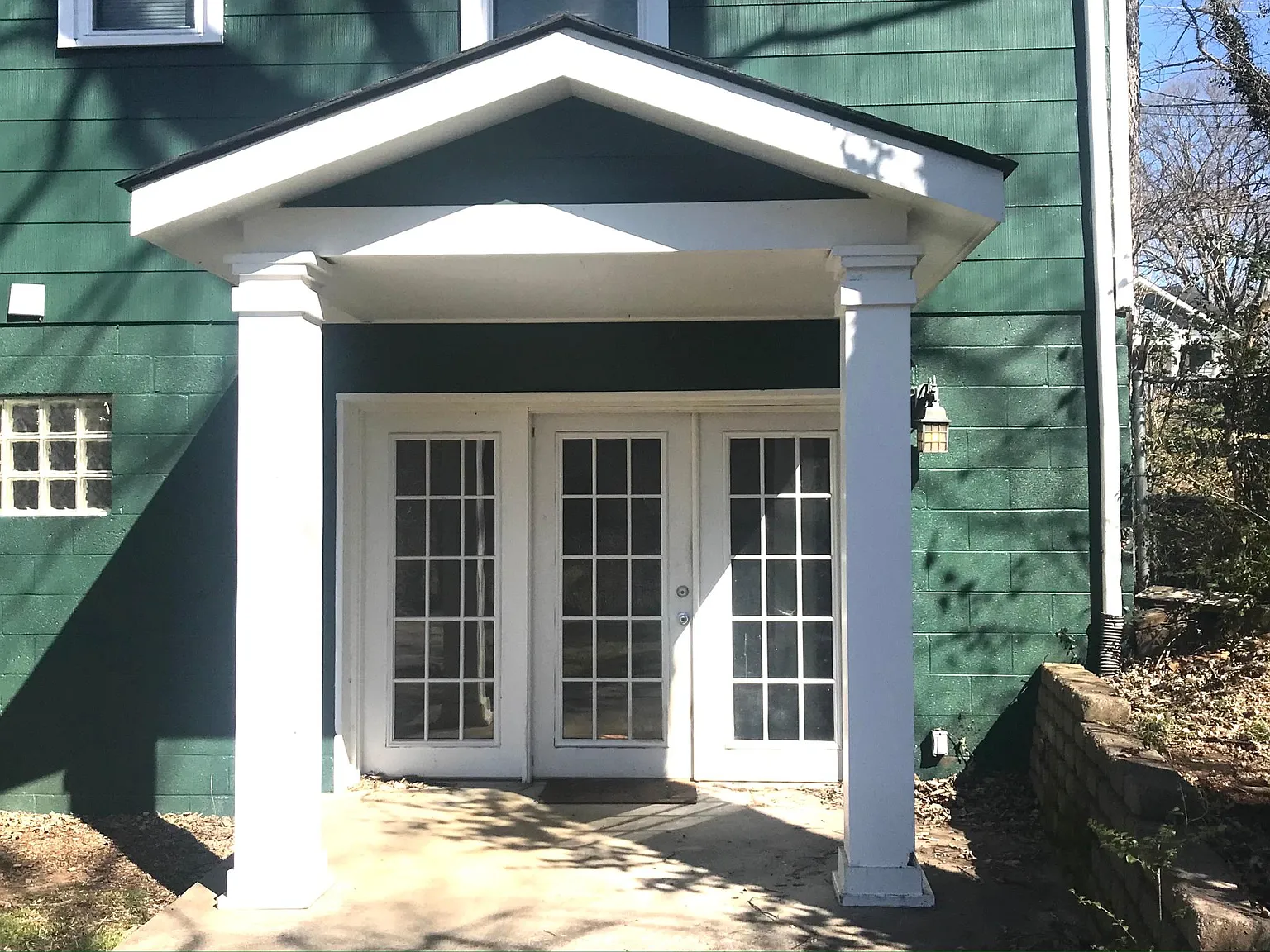 1104 Kirkland Avenue — Photo 2