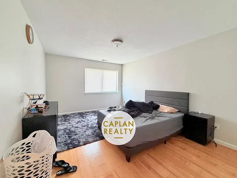 463 Whalley Ave #E — Photo 9