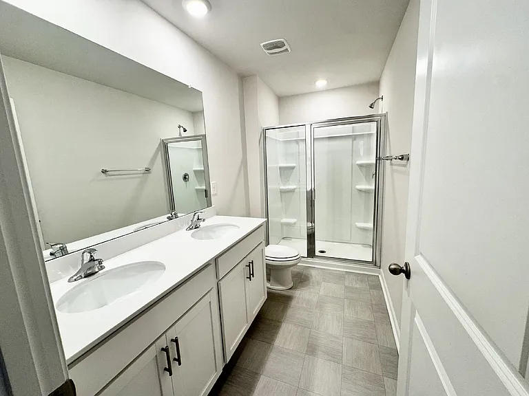 203 Oakmont Valley Trl — Photo 26
