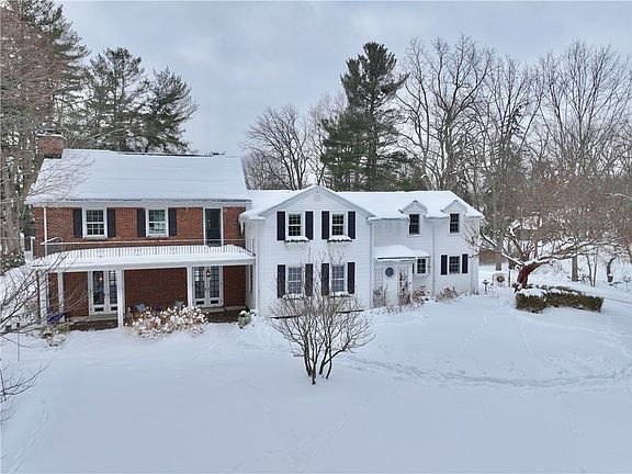 2nd image of 1237 Clover St